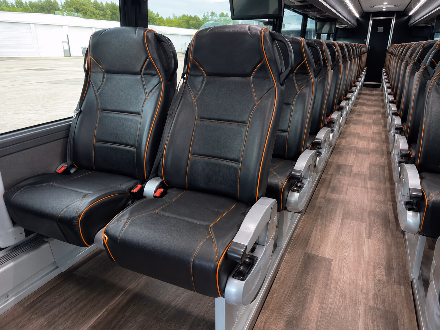 charter buses to michigan stadium and spartan stadium