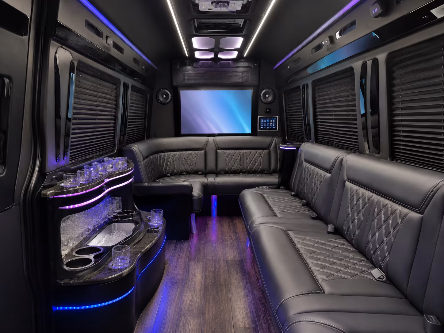 let sterlingheightscharterbusservices com handle conference and trade show shuttles near sterling heights